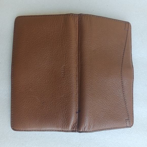 FOSSIL Brown Leather Wallet - Picture 4 of 4